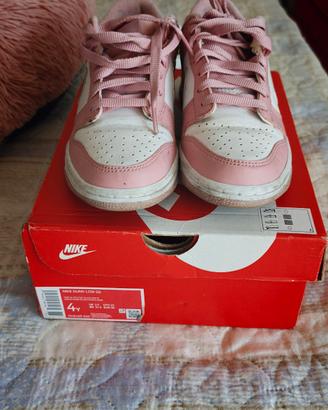 Nike Dunk Pink Velvet 