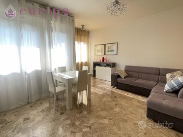 App.to bicamere ultimo piano in centro