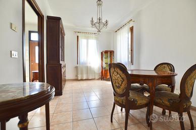 VILLA A SCHIERA D'ANGOLO A SAN DONÀ DI PIAVE