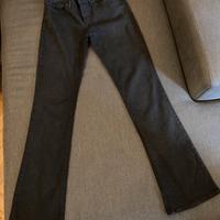 Jeans Levi’s attillati da donna