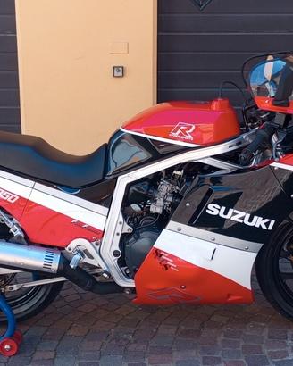 Suzuki GSX R 750