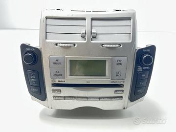 AUTORADIO TOYOTA Yaris Serie 8612020A90 1KRFE (05>