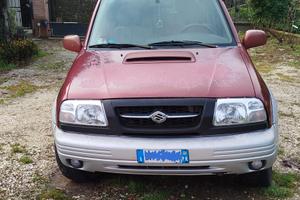Suzuki grand vitara 2.0 td anno 2000 