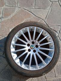 4 cerchioni in lega 17 alfa romeo + 4 pneumatici