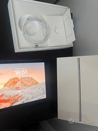 Ipad 5a generazione 2017  wifi+cellular 32gb