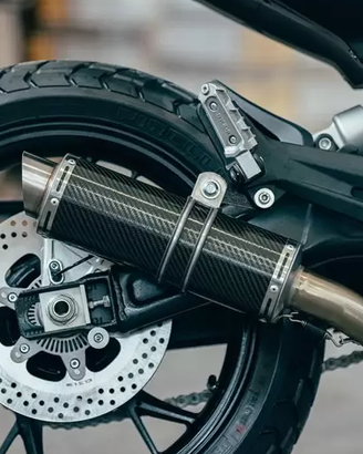 Thunder Carbon Roadsitalia Benelli Leoncino 800