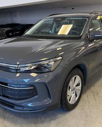 Volkswagen Tiguan 2.0 tdi r-line plus 150cv dsg