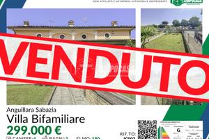 Villa Bifamiliare con Garage ad Anguillara Sabazia