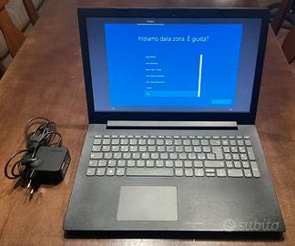 Lenovo 15.6" SSD 8GB - Batteria Nuova 100%