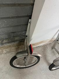 Coppia di ruote per realizzo bici  a tre