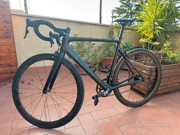 Bici da corsa dedaccai in carbonio