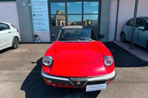 Alfa Romeo Spider Duetto 1.6