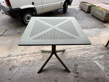 Tavoli da esterno/giardino Nardi mod. Clip