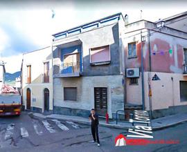 Casa indipendente a Arbus, 12 locali