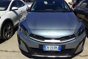 Kia Xceed 1.6 CRDi 136 CV MHEV iMT Business