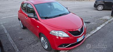 Lancia Ypsilon 1.2 benzina GPL unipro
