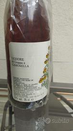 Liquore di grappa e camomilla