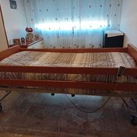 Letto ortopedico per disabili