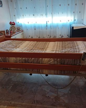Letto ortopedico per disabili