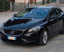 VOLVO V40 Momentum keyless 2015