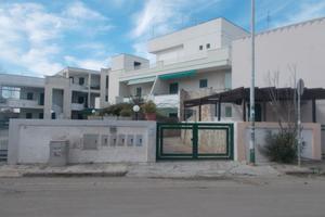 Baia verde a 100 mt dal mare di sabbia