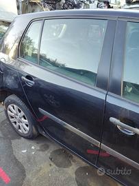 Porta posteriore dx VOLKSWAGEN GOLF 5 del 2005