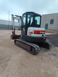 MINI ESCAVATORE BOBCAT E50