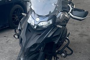 Moto Benelli TRK 502X