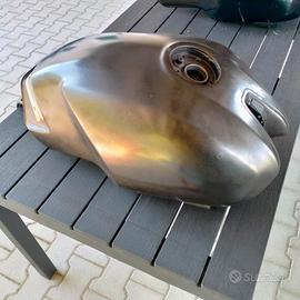 serbatoio Monster 600 metallo