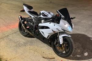 Kawasaki zx6r ninja 600