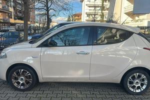 Lancia ypsilon 1.3 multijet diesel modello gold