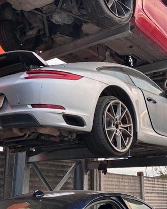Per ricambi PORSCHE 911 Carrera 2016 Benz 272kw