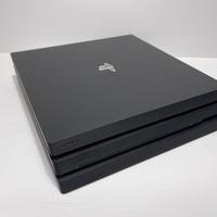 PS4 Pro 1TB + Caricatore