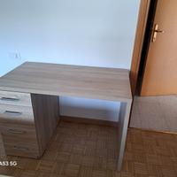 scrivania + sedia