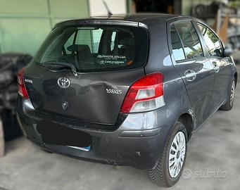 TOYOTA YARIS 2010 (SOLO RICAMBI)