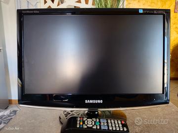 TV  24 pollici Samsung usato poco. 