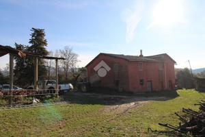 CASA SEMINDIPENDENTE A MONTOPOLI DI SABINA