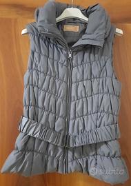 Gilet grigio con cintura e tasche laterali TG M