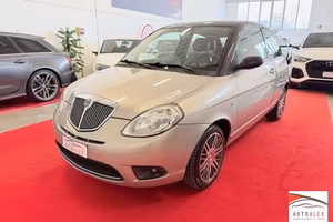 LANCIA - Ypsilon 1.4 8v ModaMilano
