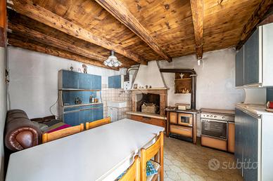 RUSTICO A SANT'ANNA D'ALFAEDO