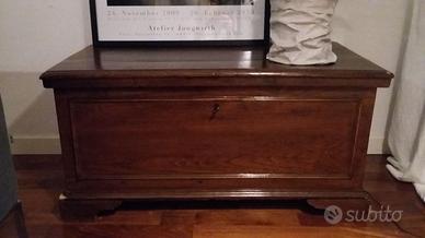 Cassapanca marchigiana primi '800
