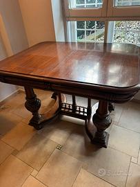 Tavolo allungabile in legno massello