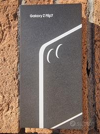 Samsung Galaxy Z Flip7