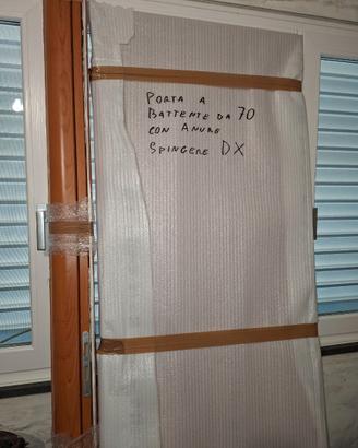 Bussole interne, porta interna a battente +scrigno