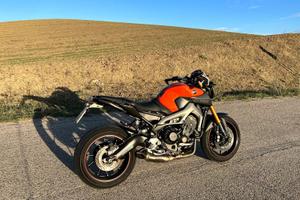 Yamaha MT-09 (2015) 24.900km Condizioni Eccellenti