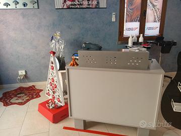 arredamento salone parrucchieri 