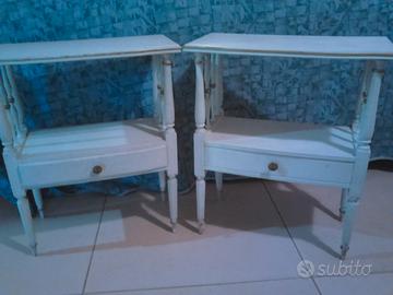 Comodini color burro vintage modernariato