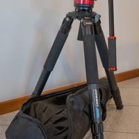 Treppiede INNOREL in carbonio con testa MANFROTTO