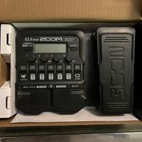 Zoom G1X Four Pedale multieffetto per chitarra