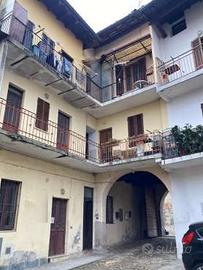 Appartamento a Brunello (VA)